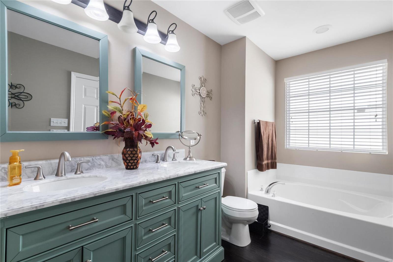 1736 Briarmanor Drive Lake St. Louis, MO 63367 - Photo 23 of 45