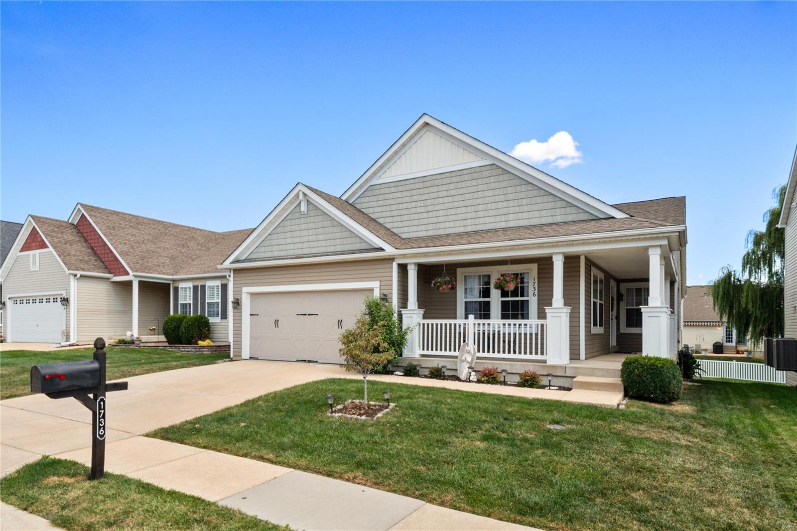 1736 Briarmanor Drive Lake St. Louis, MO 63367 - Photo 3 of 45