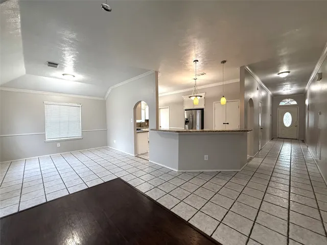 $2,000 | 9106 Reagan Meadow Court, Houston, TX 77064