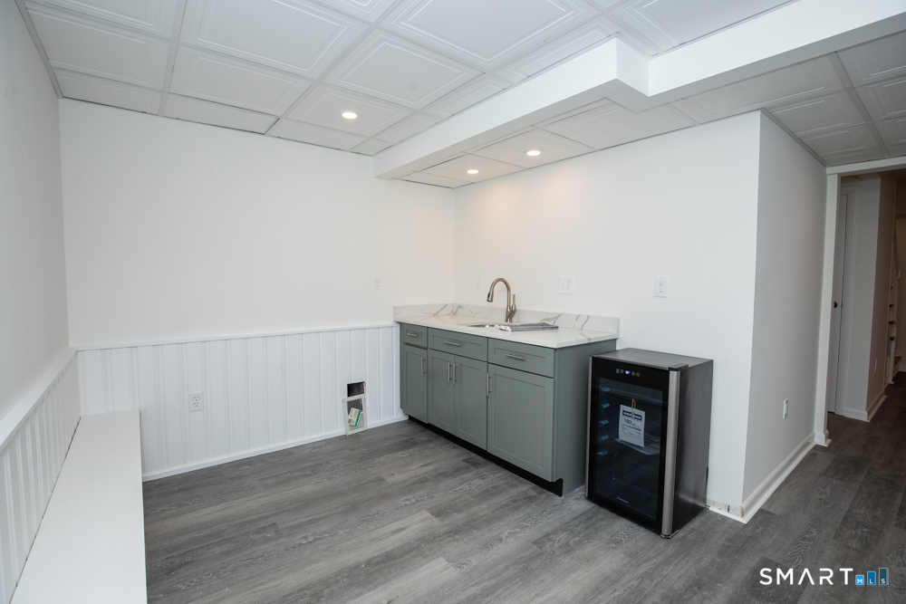 44 Farm Hill Road Wallingford, CT 06492 - Photo 25 of 38 Kitchenette in lower level