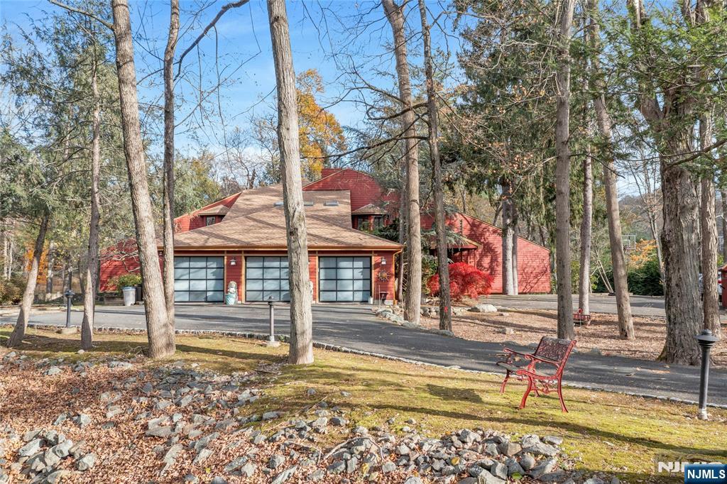 262 West Saddle River Road Upper Saddle River, NJ 07458 - Photo 20 of 24