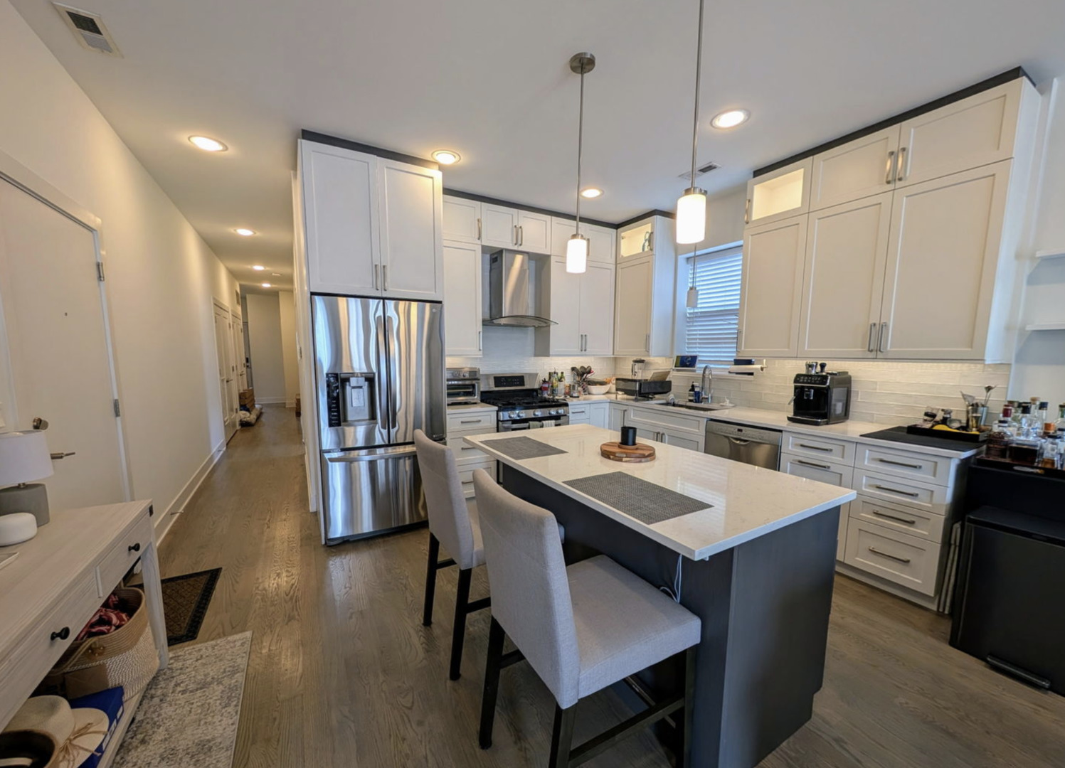 4111 North Western Avenue, Unit 2 Chicago, IL 60618 - Photo 3 of 18