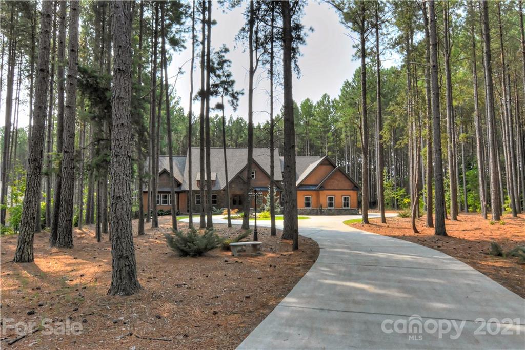 7135 Bankhead Road Denver, NC 28037 - Photo 2 of 37
