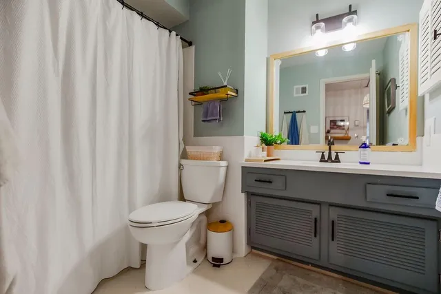 $420,000 | 9911 Floyd Street, Overland Park, KS 66212