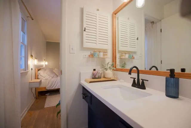 $420,000 | 9911 Floyd Street, Overland Park, KS 66212