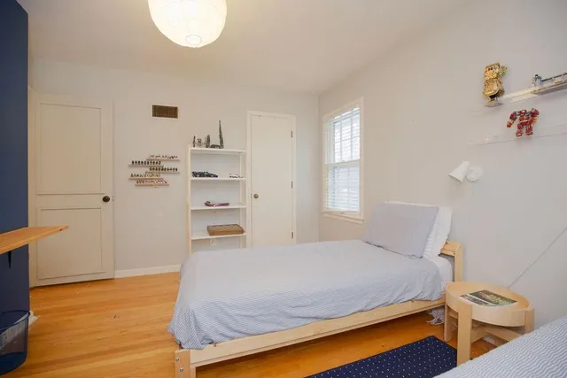 $420,000 | 9911 Floyd Street, Overland Park, KS 66212