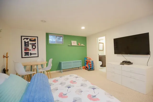 $420,000 | 9911 Floyd Street, Overland Park, KS 66212