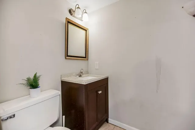 $420,000 | 9911 Floyd Street, Overland Park, KS 66212