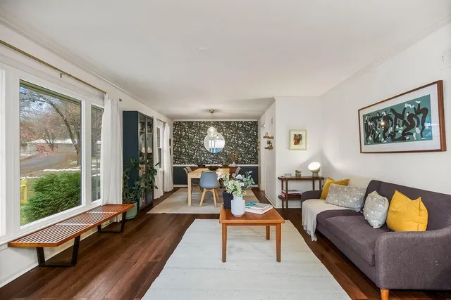 $420,000 | 9911 Floyd Street, Overland Park, KS 66212