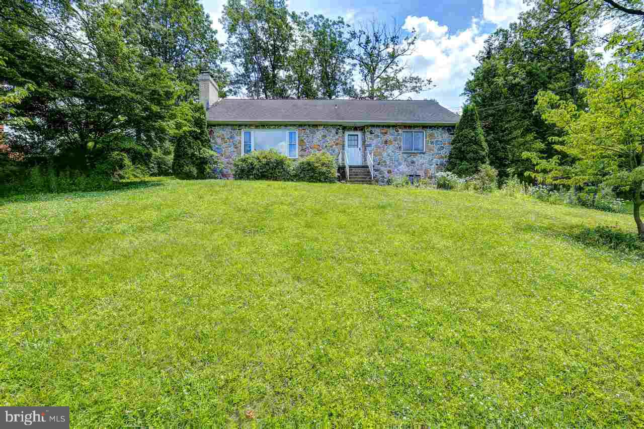 214 Winterstown Road Red Lion, PA 17356 - Photo 1 of 34 Gallery Image 1