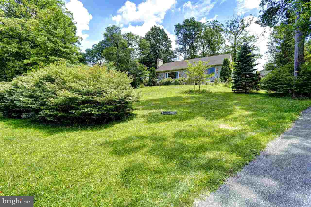 214 Winterstown Road Red Lion, PA 17356 - Photo 3 of 34 Gallery Image 3
