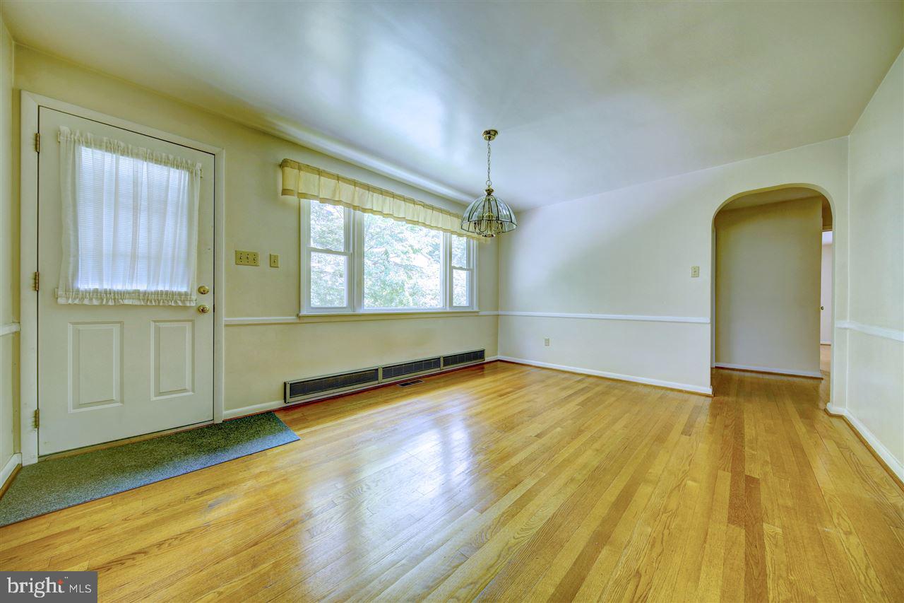 214 Winterstown Road Red Lion, PA 17356 - Photo 8 of 34 Gallery Image 8
