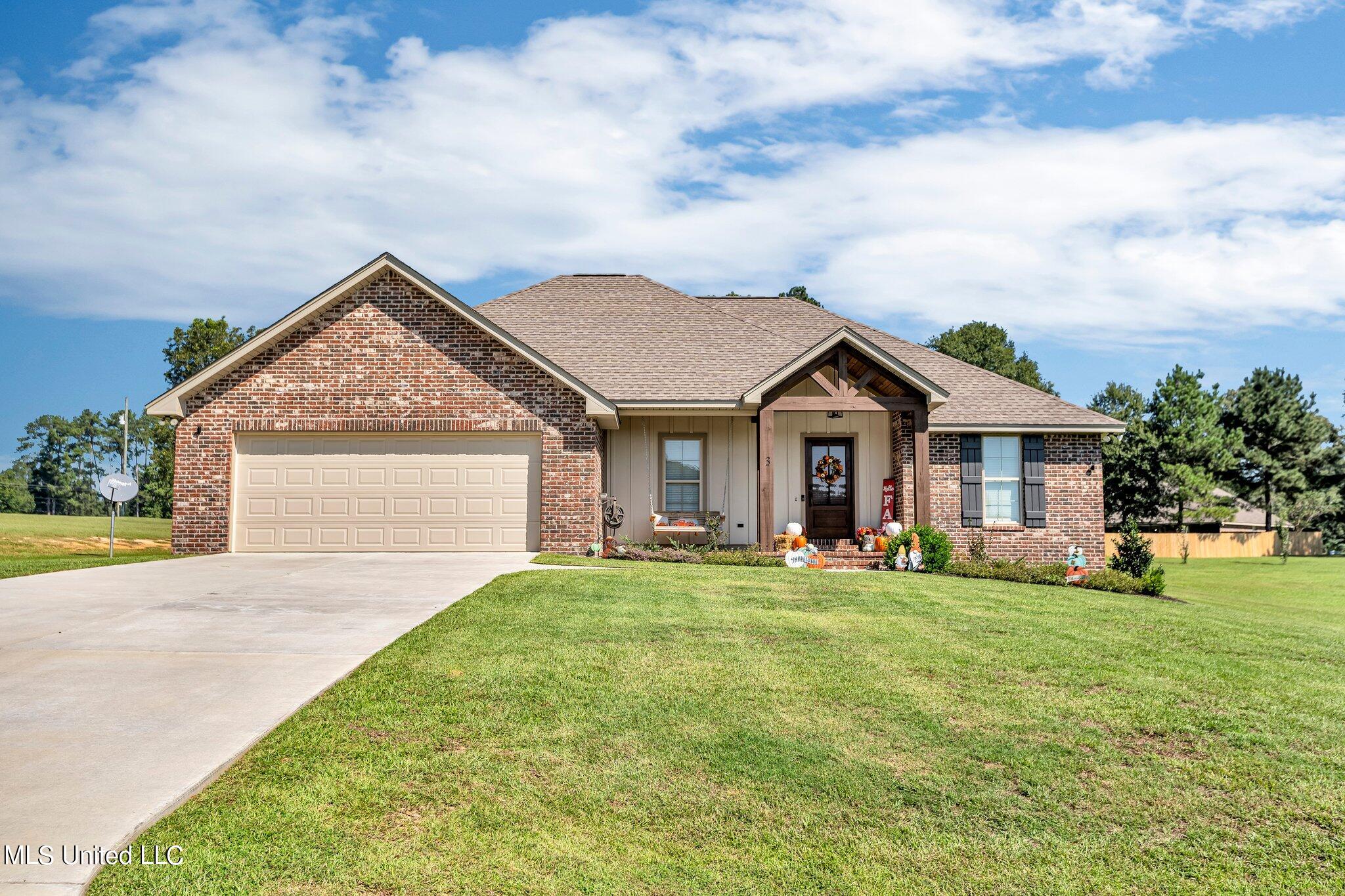 3 Stephens Lane Sumrall, MS 39482 - Photo 1 of 24 front