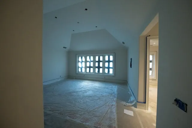 a picture of a mirror