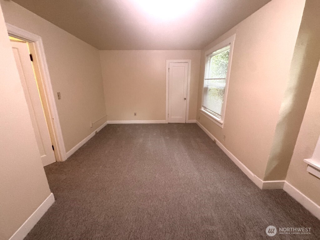 1735 24th Avenue, Unit A Seattle, WA 98122 - Photo 11 of 15