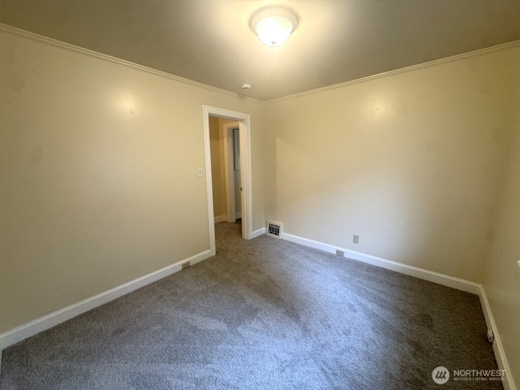 1735 24th Avenue, Unit A Seattle, WA 98122 - Photo 12 of 15