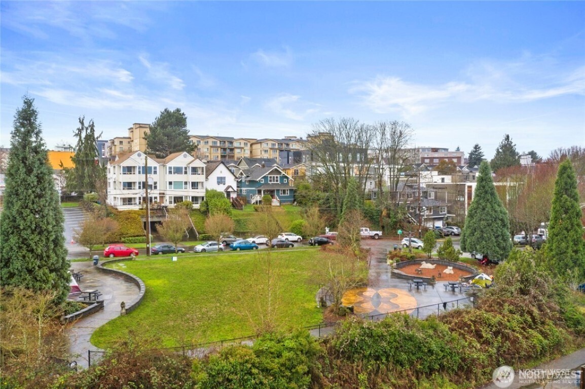 1735 24th Avenue, Unit A Seattle, WA 98122 - Photo 15 of 15