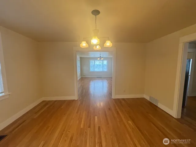 $3,500 | 1735 24th Avenue, Unit A, Seattle, WA 98122