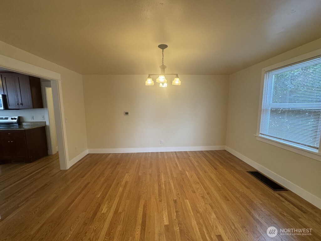 1735 24th Avenue, Unit A Seattle, WA 98122 - Photo 6 of 15