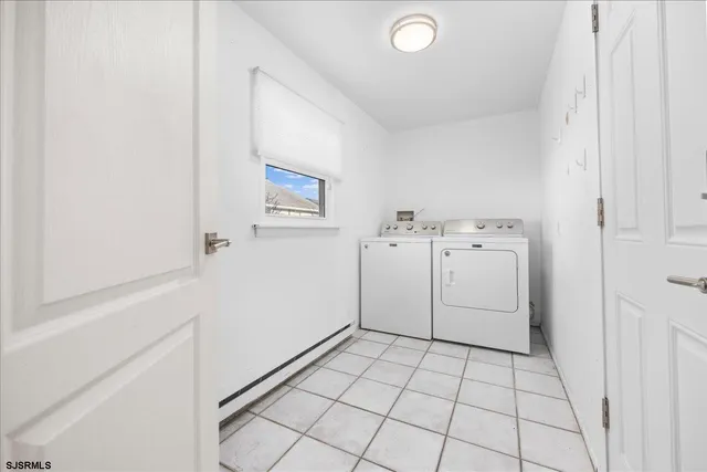 a view of utility room