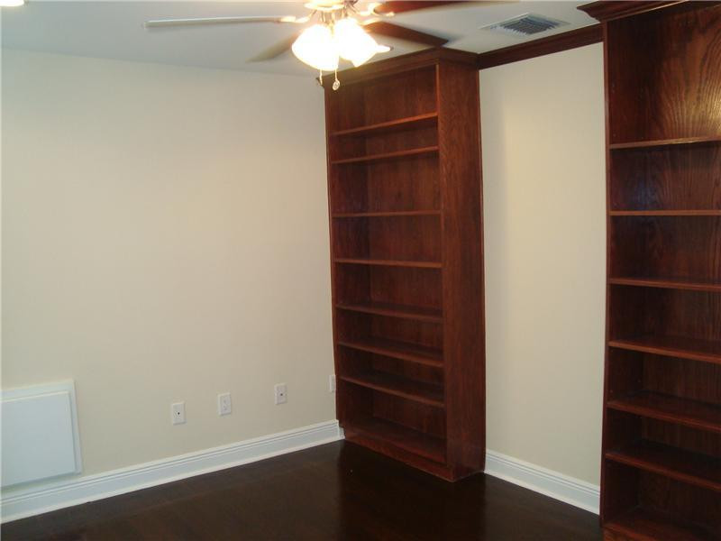 194 Ocean Key Way Jupiter, FL 33477 - Photo 21 of 35 Library