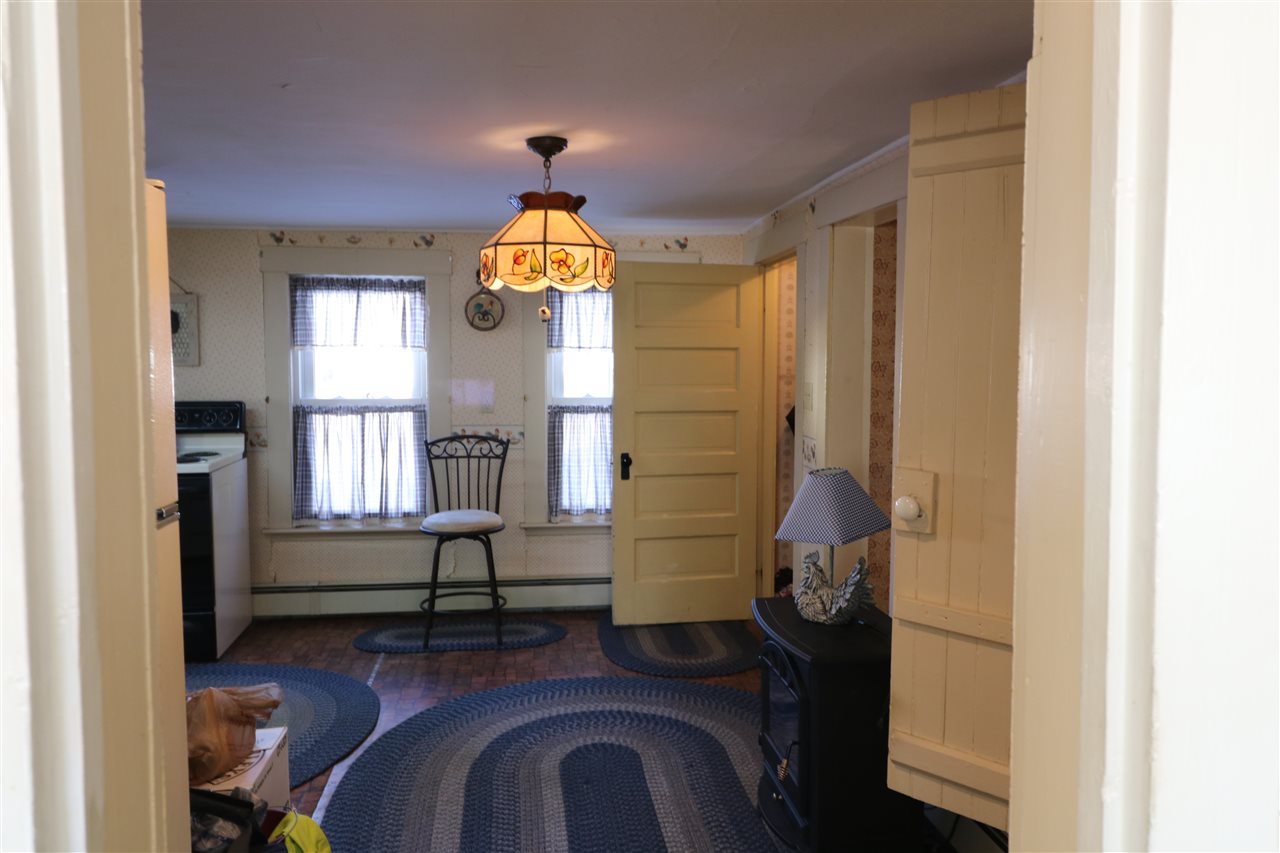 63 Washington Street Rochester, NH 03867 - Photo 12 of 23