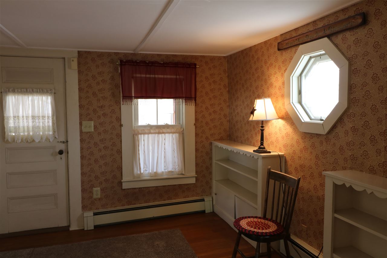 63 Washington Street Rochester, NH 03867 - Photo 15 of 23