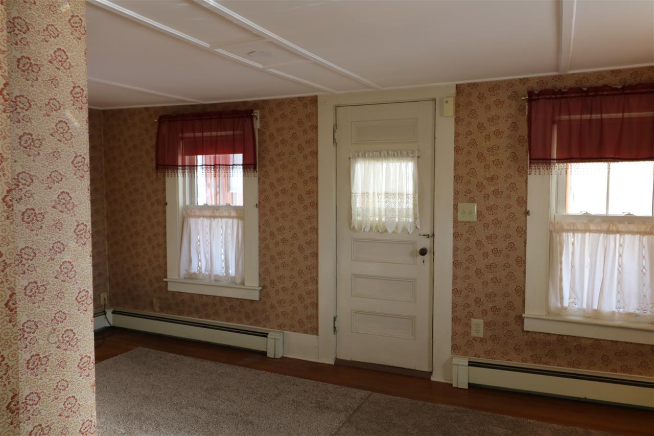 63 Washington Street Rochester, NH 03867 - Photo 16 of 23