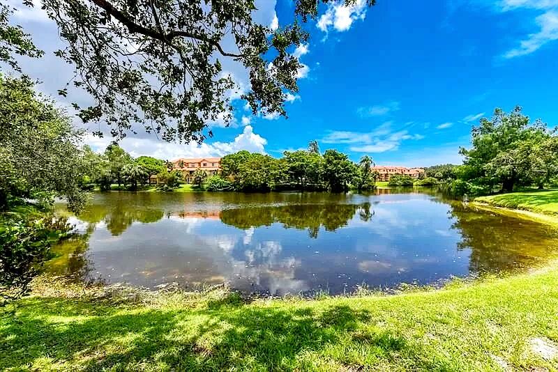 1020 Crystal Way, Unit L Delray Beach, FL 33444 - Photo 16 of 19 Lake located in center of community