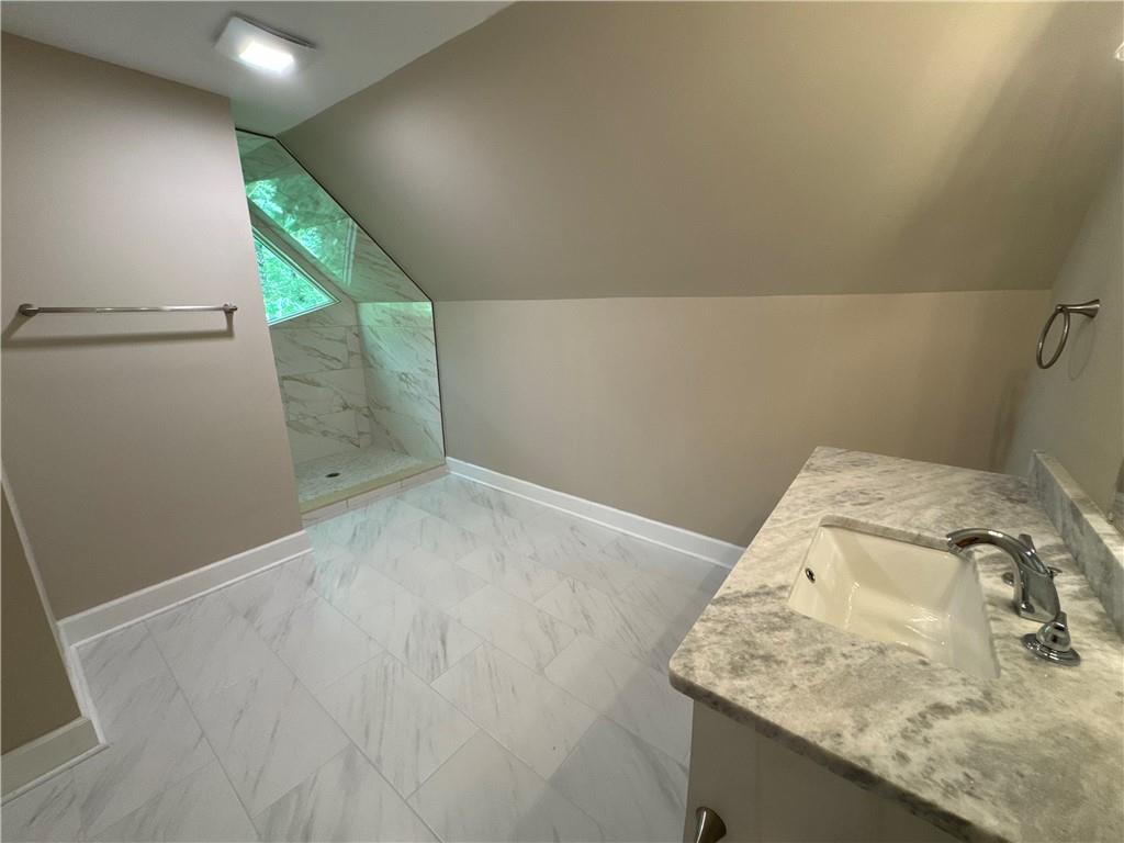 1803 Chatuge Hills Road Hiawassee, GA 30546 - Photo 19 of 44