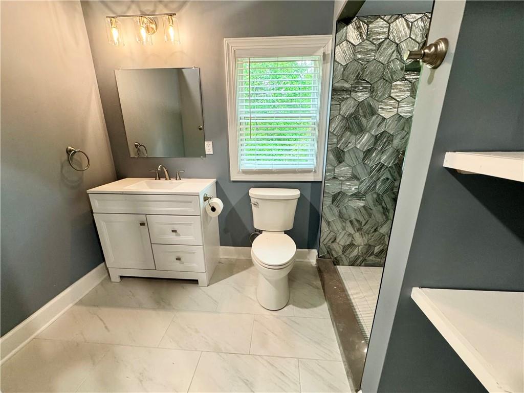 1803 Chatuge Hills Road Hiawassee, GA 30546 - Photo 24 of 44