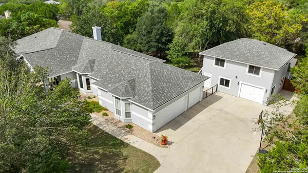 $950,000 | 21927 Park View Drive, Garden Ridge, TX 78266