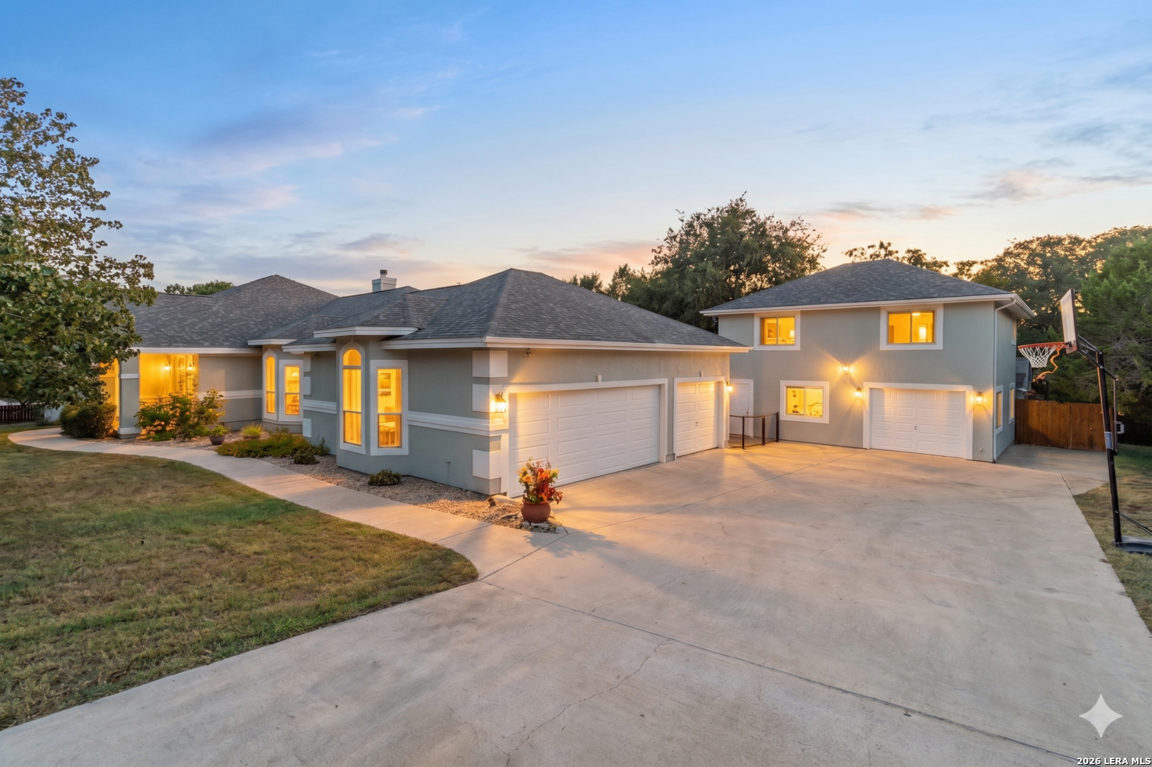 21927 Park View Drive Garden Ridge, TX 78266 - Photo 2 of 47