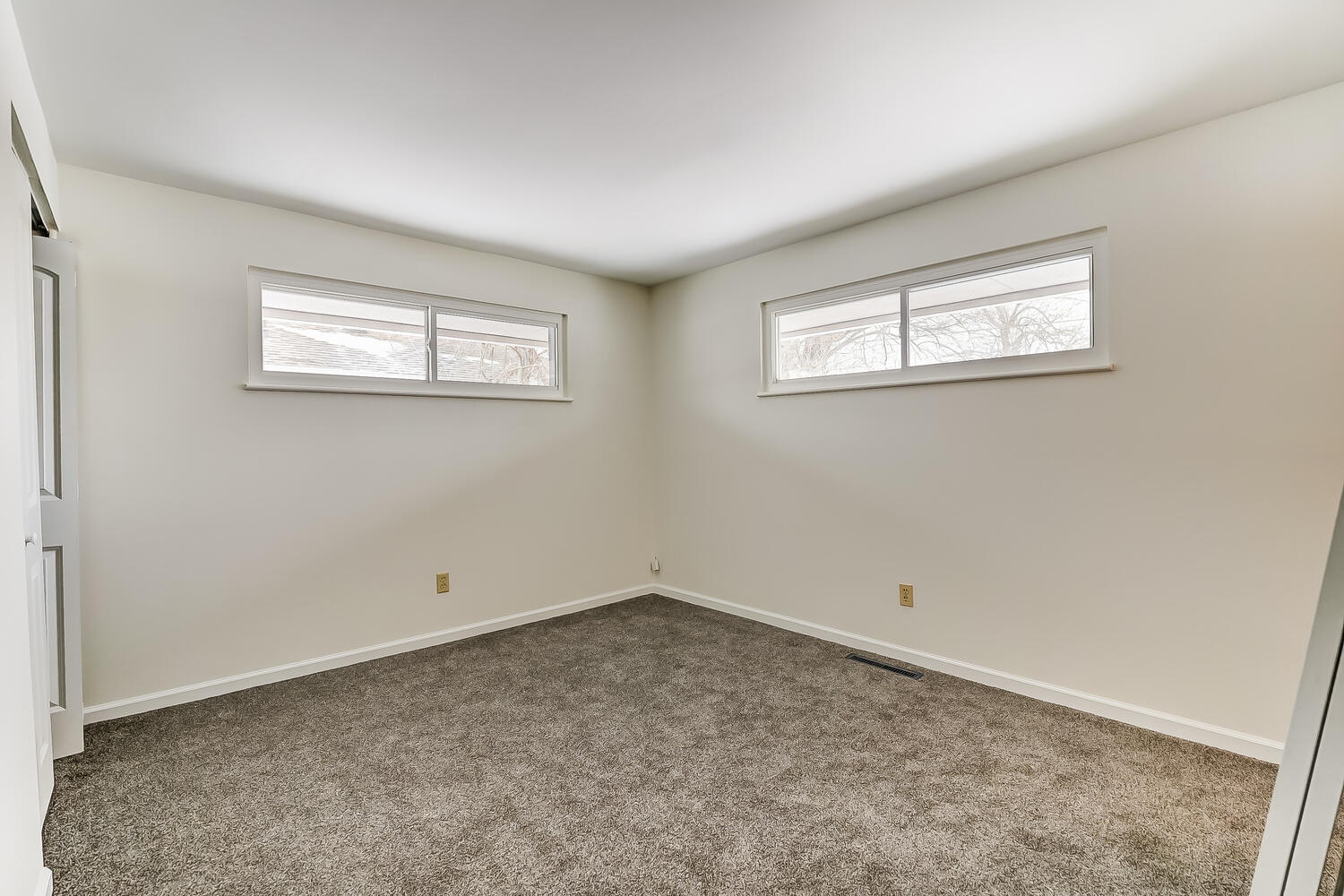 5744 Botkins Road Dayton, OH 45424 - Photo 13 of 31