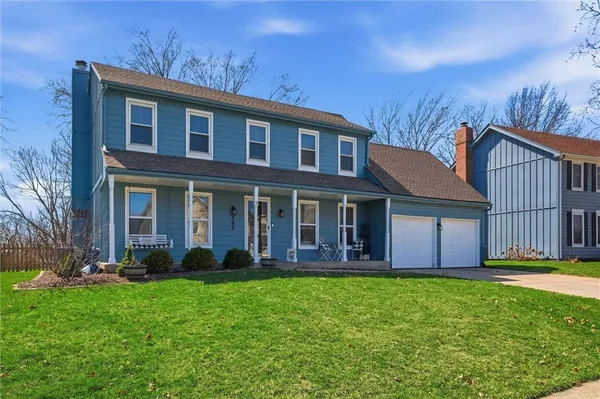 $450,000 | 307 North Mesquite Street, Olathe, KS 66061