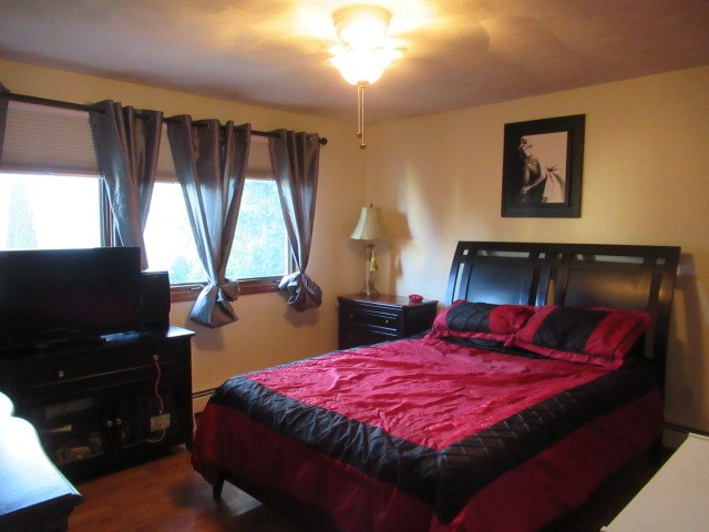 81 Rutland Street Cranston, RI 02920 - Photo 13 of 17 Gallery Image 13