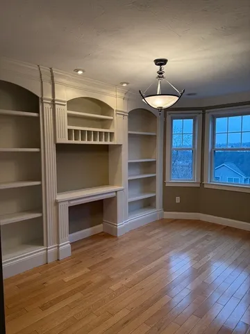 $2,750 | 30 Johnson Street, Unit 1, Worcester, MA 01604