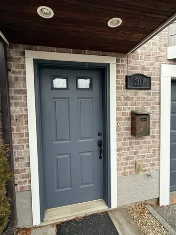 $2,750 | 30 Johnson Street, Unit 1, Worcester, MA 01604