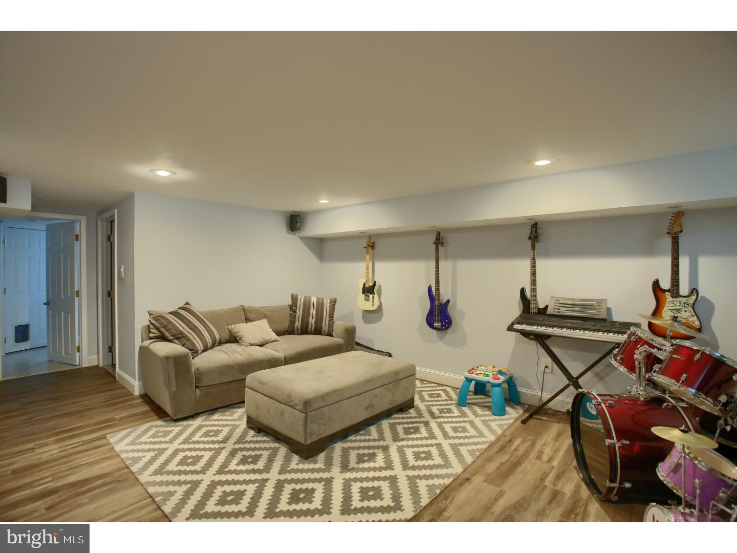 117 East Manoa Road Havertown, PA 19083 - Photo 18 of 24
