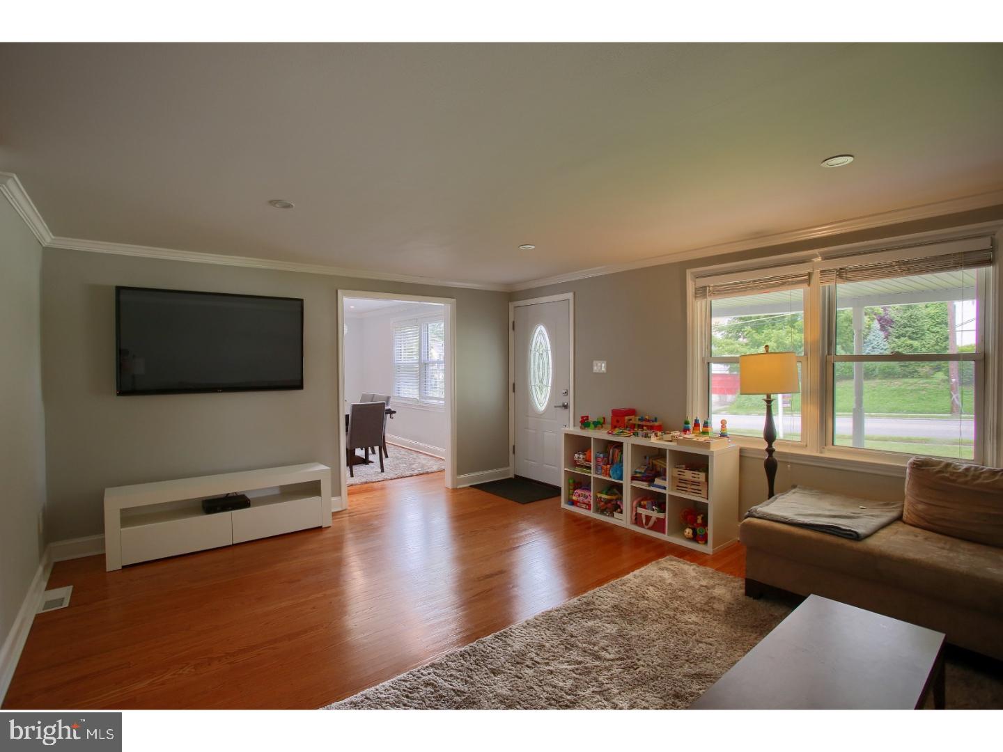 117 East Manoa Road Havertown, PA 19083 - Photo 7 of 24