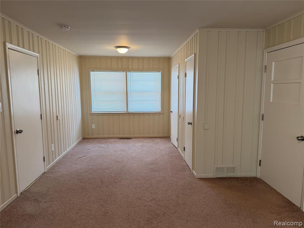 1010 North Adams Road Rochester, MI 48306 - Photo 19 of 29