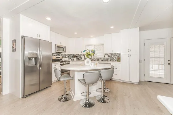 $169,000 | 371 Bethel Avenue, Unit 27, Sanger, CA 93657