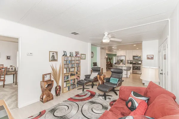 $169,000 | 371 Bethel Avenue, Unit 27, Sanger, CA 93657