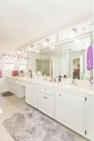 $169,000 | 371 Bethel Avenue, Unit 27, Sanger, CA 93657