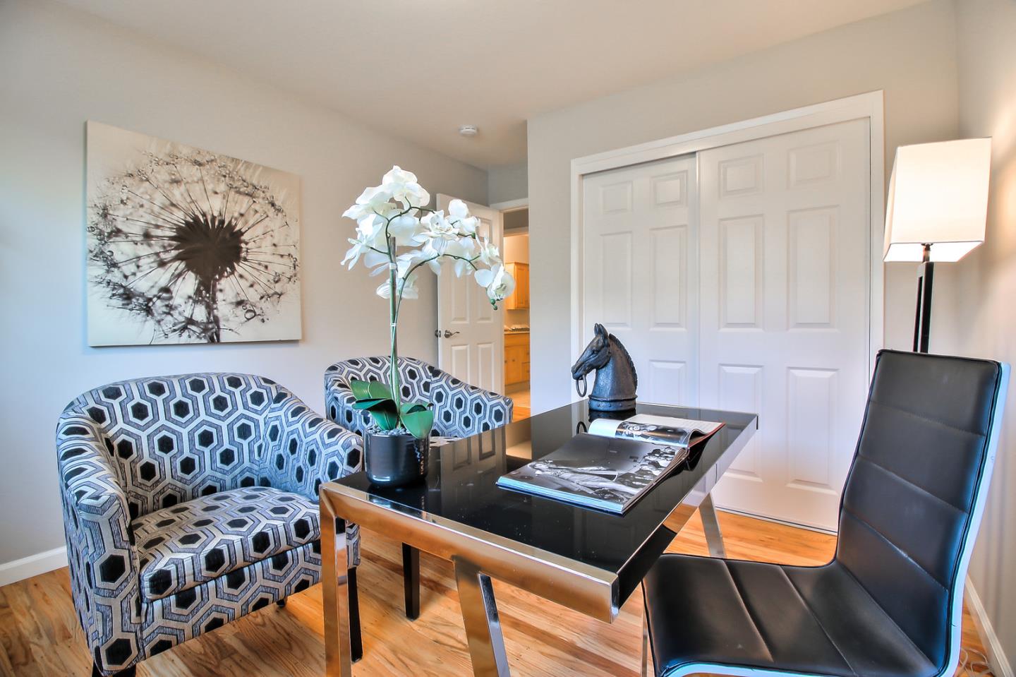 2128 Vía D'Este Campbell, CA 95008 - Photo 21 of 33 a living room with furniture