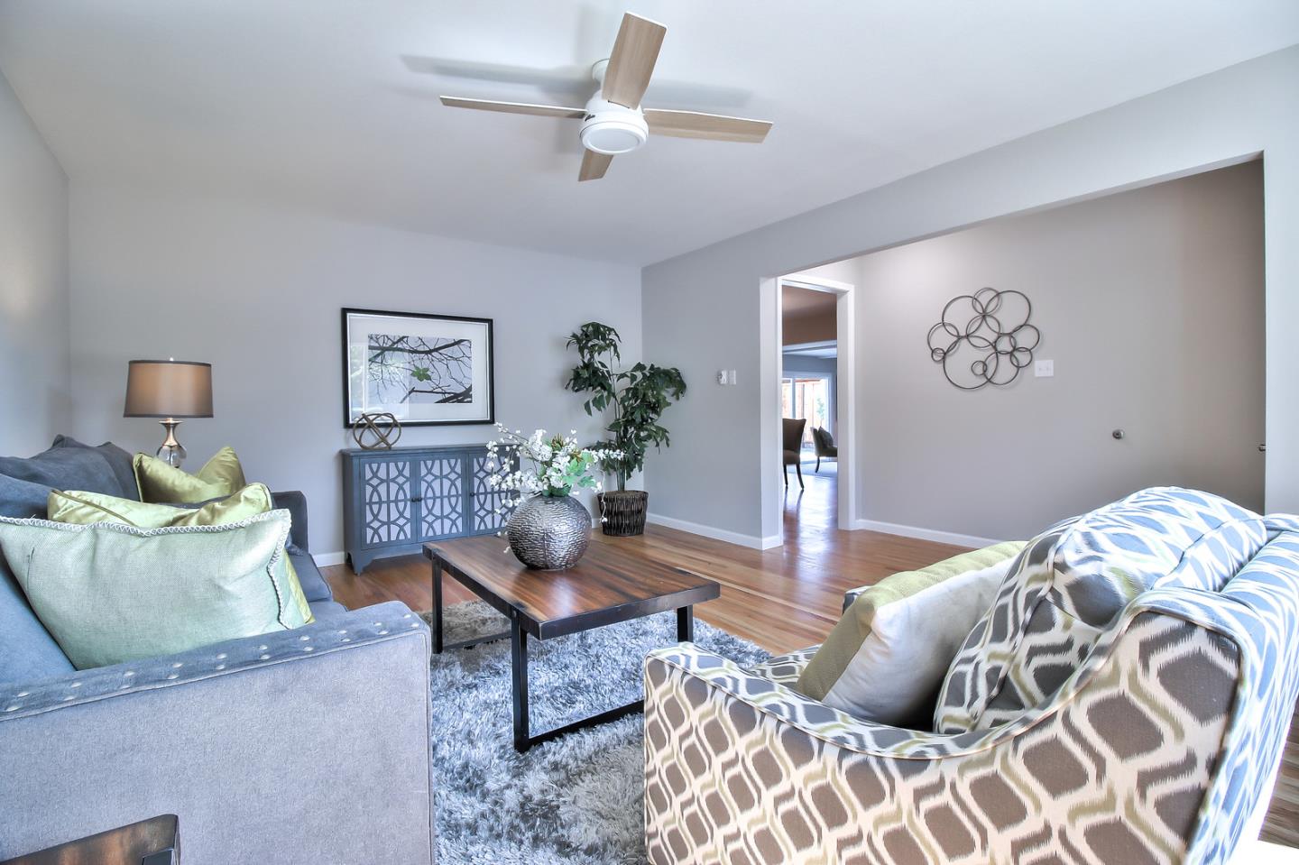 2128 Vía D'Este Campbell, CA 95008 - Photo 7 of 33 a living room with furniture
