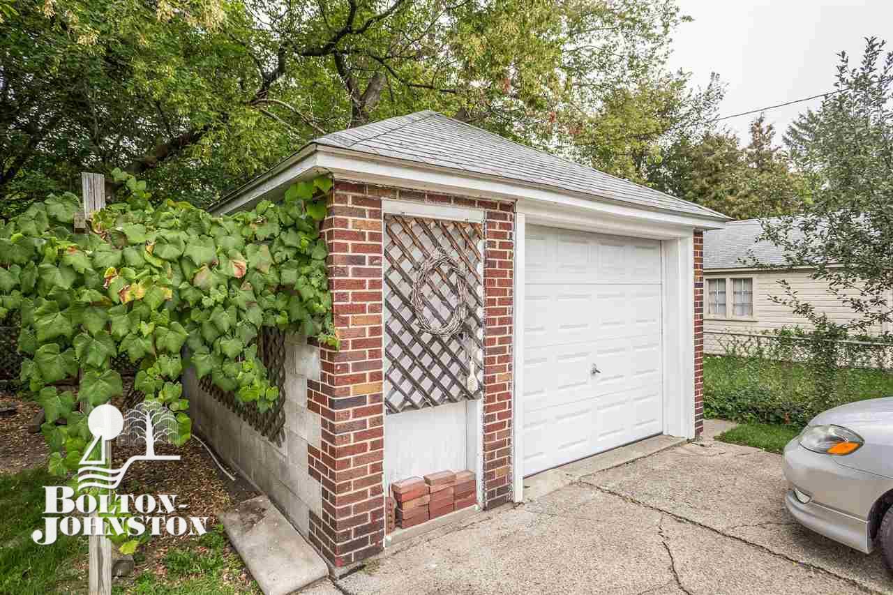 432 Moross Road Grosse Pointe Farms, MI 48236 - Photo 33 of 39