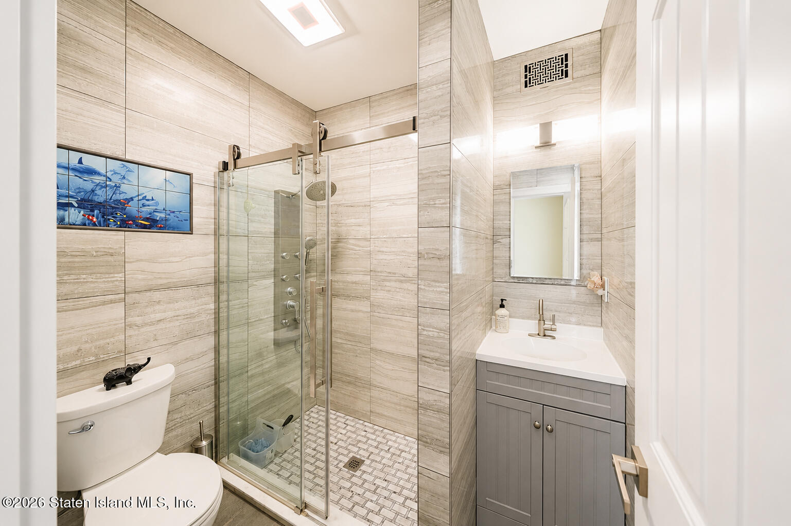 5434 Amboy Road Staten Island, NY 10312 - Photo 22 of 61 Three-Quarter Bathroom