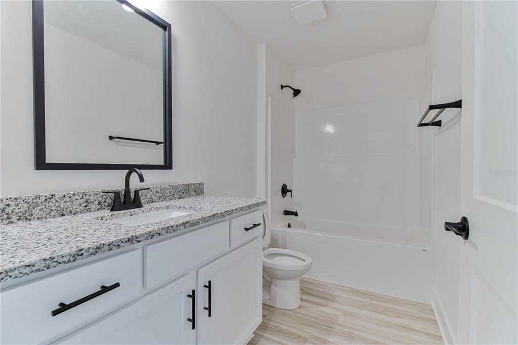 17766 Northwest 168th Road Alachua, FL 32615 - Photo 28 of 77