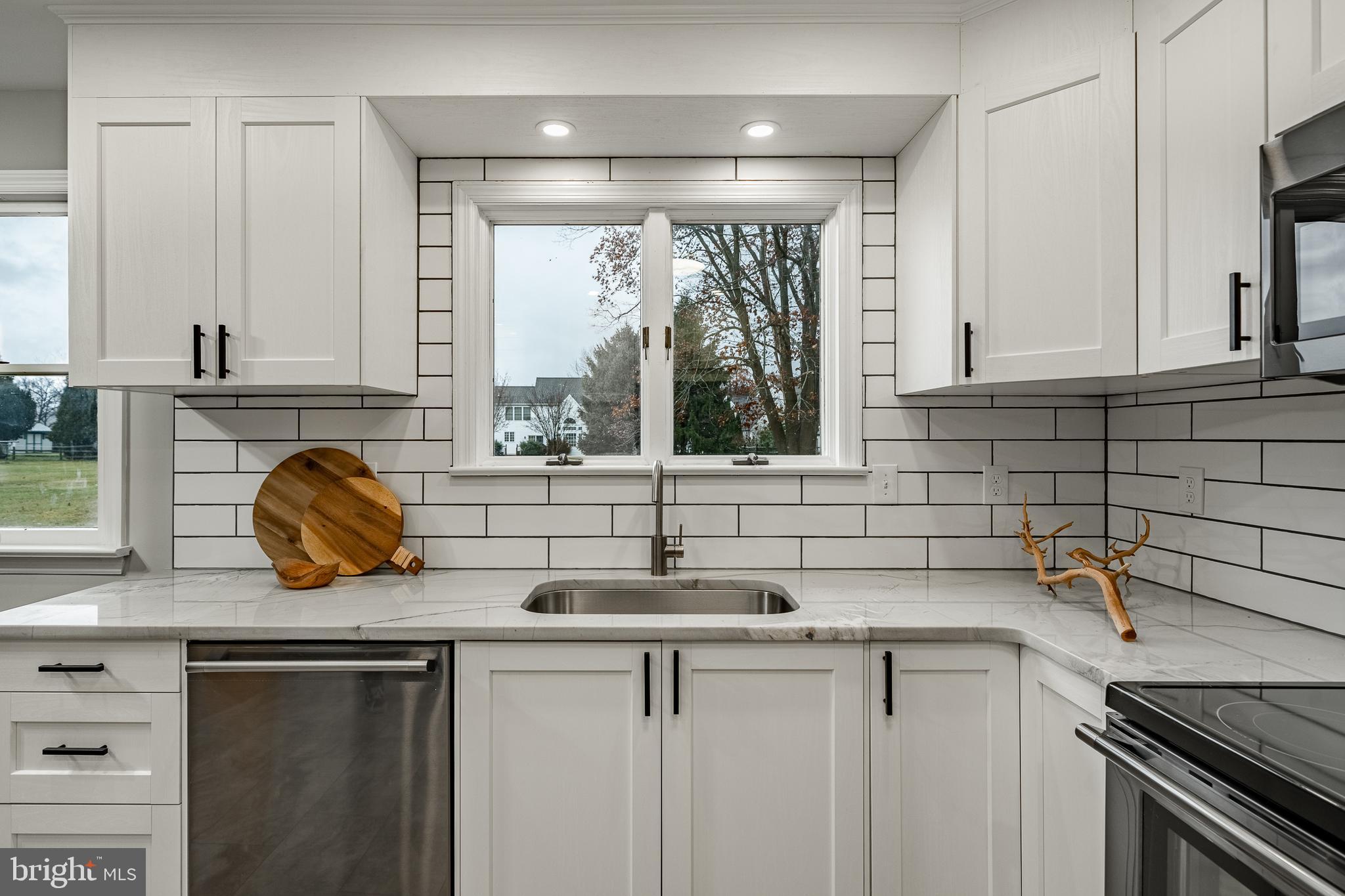755 Reeceville Road Coatesville, PA 19320 - Photo 8 of 37